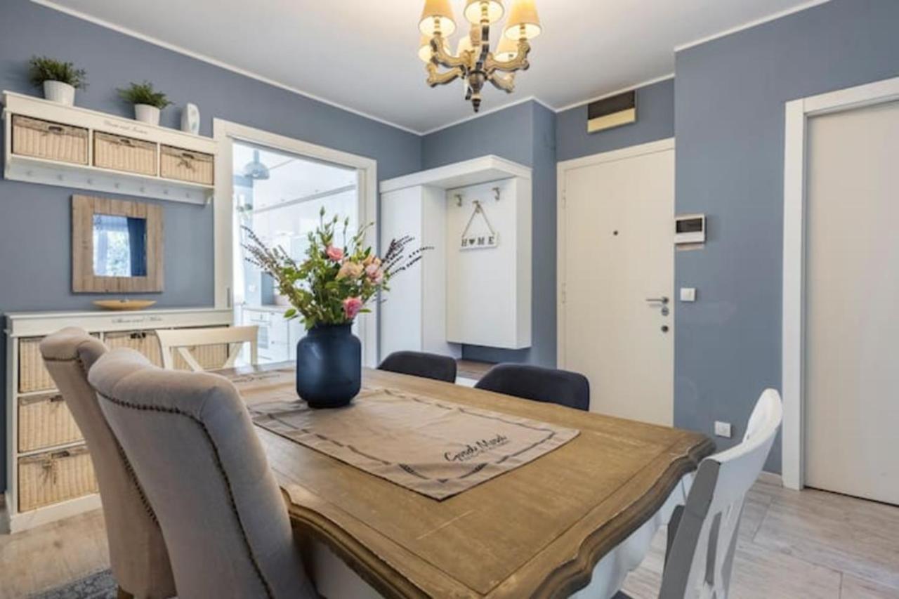 Bohemian Apartment Belgrado Buitenkant foto