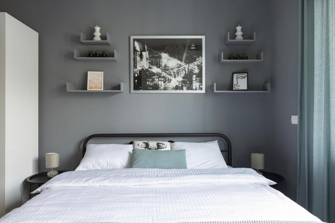 Bohemian Apartment Belgrado Buitenkant foto
